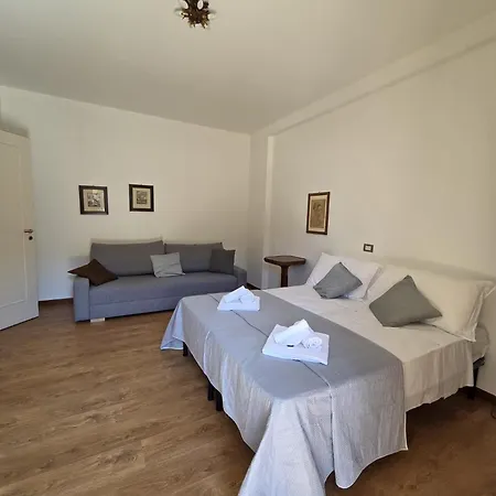 Charly Apartment Baveno