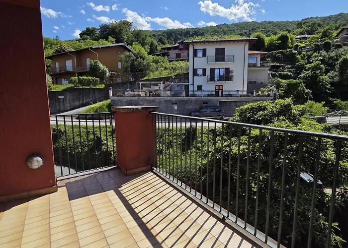 Charly バヴェーノ