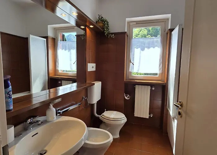 Charly バヴェーノ