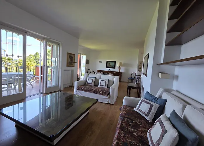 アパート Charly バヴェーノ